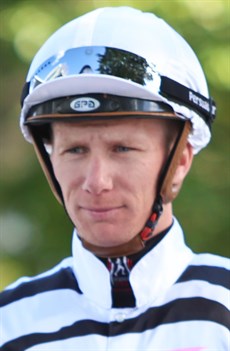 Damien Thornton (see race 5)