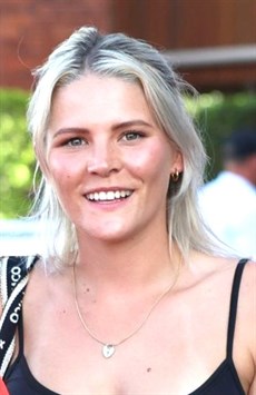 Maddysen Sears

Photo: Darren Winningham