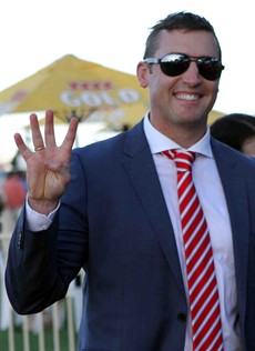 I couldn't believe Tony Gollan had never prepared a Saturday treble in his brief but impressive training career.

So his quartet of winners last Saturday (pictured below) catapults him to 63 city winners with three and a half months of the season remaining