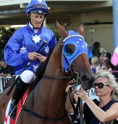 And the word from Munce, looking back, after his first twelve months as a trainer, 'With the quality of horses I have got and the way they have raced in the first twelve months I am happy. I’m also proud of the way they have turned up and raced every time they’ve gone to the races.'

Photos: Graham Potter
