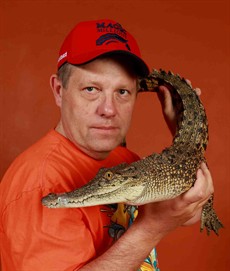 Winno...  posing at the Crocosaurus Cove in Darwin 