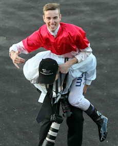If Jimmy wins it is  just a pity that I won't be there to majestically hoist him onto my shoulders  as I did once at Eagle Farm ...