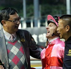 Purton clearly enjoyed opening his account and there was more joy to follow when he took out third leg aboard Let's Take It Easy before being crowned the 2017 Champion