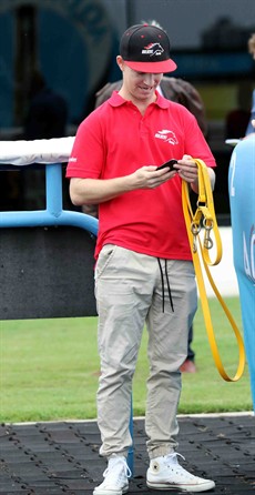 I see that the Will & Peter Hulbert team have a nice type nominated to run as well – Wanna Blue (12). Anything with the word “Blue” in it will get my attention! Maybe Will (pictured above)  has decided to get behind the mighty NSW BLUES in 2018? (see race 1)

WINNO will be trackside for this meeting – I hope to see you there!

Racing Photos: Darren Winningham