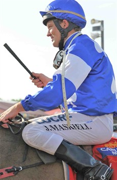 Last start winner Evil Moss (3) looks well placed here again in race one. It has been two months since her last run here – she always races fresh.  Jason Maskiell (pictured above)  takes over as the jockey and is looking for a win after recently getting engaged to his fiancée Candi Green – what a way to celebrate with a win on Darwin Cup Day!
