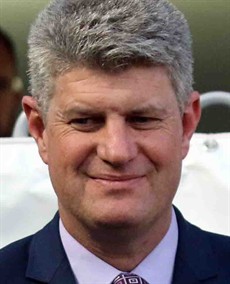 Stirling Hinchliffe