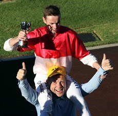 I think I witnessed one of the most courageous rides last weekend in the Listed Recognition Stakes when jockey Jimmy Orman sweated on a rail run before shooting Niccanova along the rails to claim a narrow victory in the race. You know how it is – when he rides a winner like that – WINNO must join in the celebrations by putting him on my shoulders!
