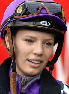 Stephanie Thornton (see race 1)