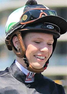 Stephanie Thornton (see race 1)