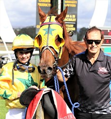 Persistent Shadow caught them all asleep last time. (see race 5)
