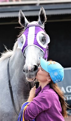 (Pictured above): The Candy Man (1), the new Queensland hero, goes around! Trained by Barry Baldwin and to be ridden again by Brad Stewart (pictured below) with a massive 61 kilograms to carry I said last start the weight would be too much – egg on my face! He meets a weaker opposition this weekend and I cannot see him getting beaten. (see race 3)