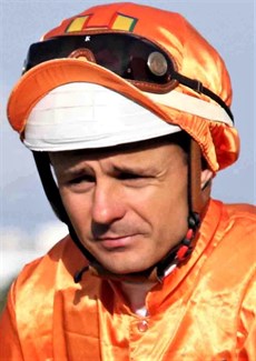 Brad Stewart (see race 3)