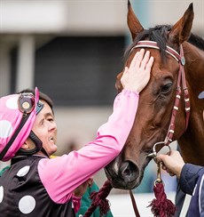 Zac Purton shows Beauty Generation some love.