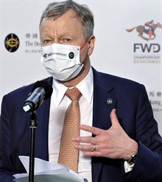 CEO Winfried Engelbrecht-Bresges lauds the resilience of Hong Kong racing.

Photo: Courtesy Hong Kong Jockey Club</b.