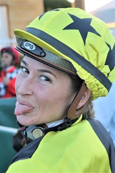 Lani Fancourt (see race 8)

Photos: Darren Winningham