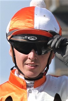 Ben Thompson (see race 4)