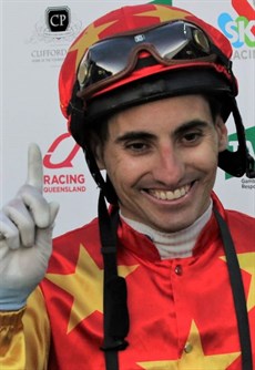 Andrew Mallyon. See race 6 ...