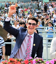 Jake Bayliss ... cheering on Regan at Sha Tin. Now he gets the chance to ride on the international stage in Singapore ...