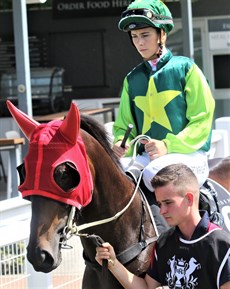 Dazzling Flash (pictured at a previous start)

Photo: Graham Potter