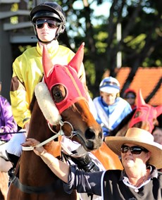 Red Wave, Kyle Wilson-Taylor and Leigh Sears ... Derby Day!