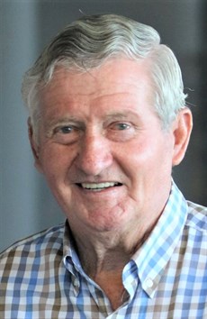 Brian Smith (see race 4)