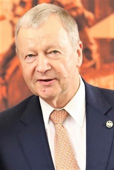 “It was a day that showed Hong Kong racing has fully come back to the world stage with the atmosphere and the performances of these champion horses. This is really a global event and one which has improved the reputation of Hong Kong racing.”

           Hong Kong Jockey Club CEO Winfried Engelbrecht-Bresges
