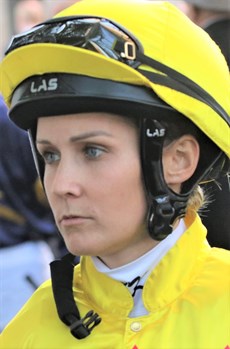 ... and Rachel King rides the stable companion Hawaii Five Oh in the Stradbroke. These horses are my top two selections for the big race (see race 8)