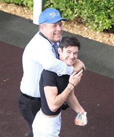 The final word ... I chase down Jake Bayliss    ... just like New South Wales is going to do to Queensland next week

Photos: Graham Potter, Darren Winni ngham and James Goves