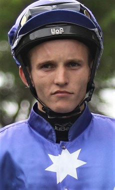 Justin Huxtable ... he rode the second leg of Vandyke's home track double

Photos: Graham Potter