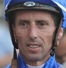 Nash Rawiller ... he rides my selection Espiona in the Grouo 1 All Aged Stakes (see race 8) 