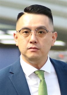 Pierre Ng (see races 1, 5 and 6)