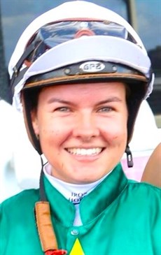 Cejay Graham ... she rides Autumngirl, my pick in race 7)

Photos: Graham Potter and Darren Winningham
