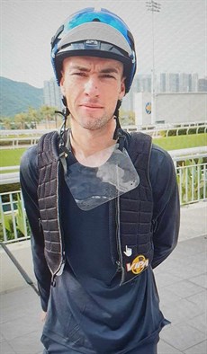 Jimmy Orman at Sha Tin

Photos: Darren Winningham