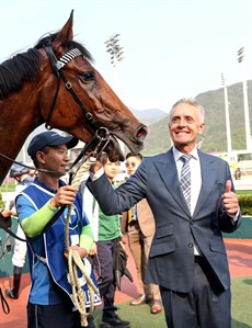 Mark Newnham and his HK Derby winner Invincible Ibis